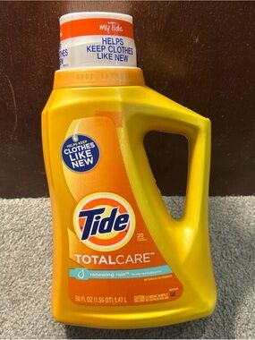 Tide Total Care Renewing Rain Liquid Laundry Detergent 20 Loads - 50oz